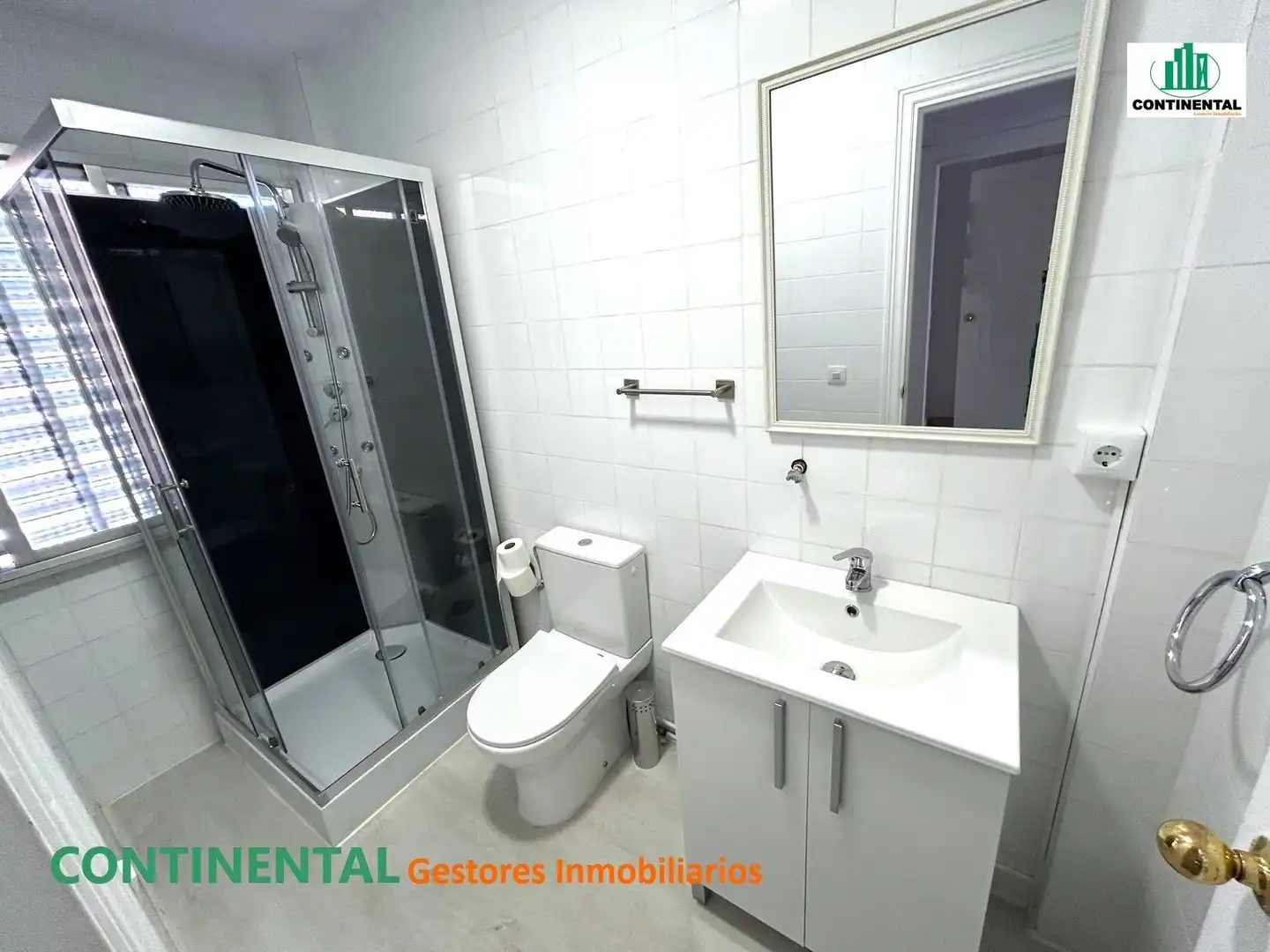 Baño de Piso para compartir en Las Rozas de Madrid con Calefacción y Terraza