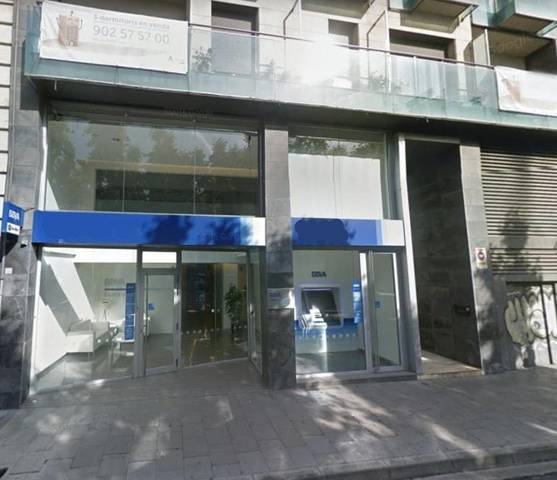 Local comercial en Alquiler en Francesc Macià en Centre Històric