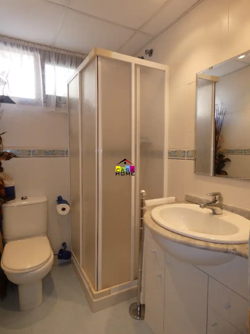 Bany de Apartament en venda en Benicasim / Benicàssim amb Aire condicionat, Terrassa i Traster
