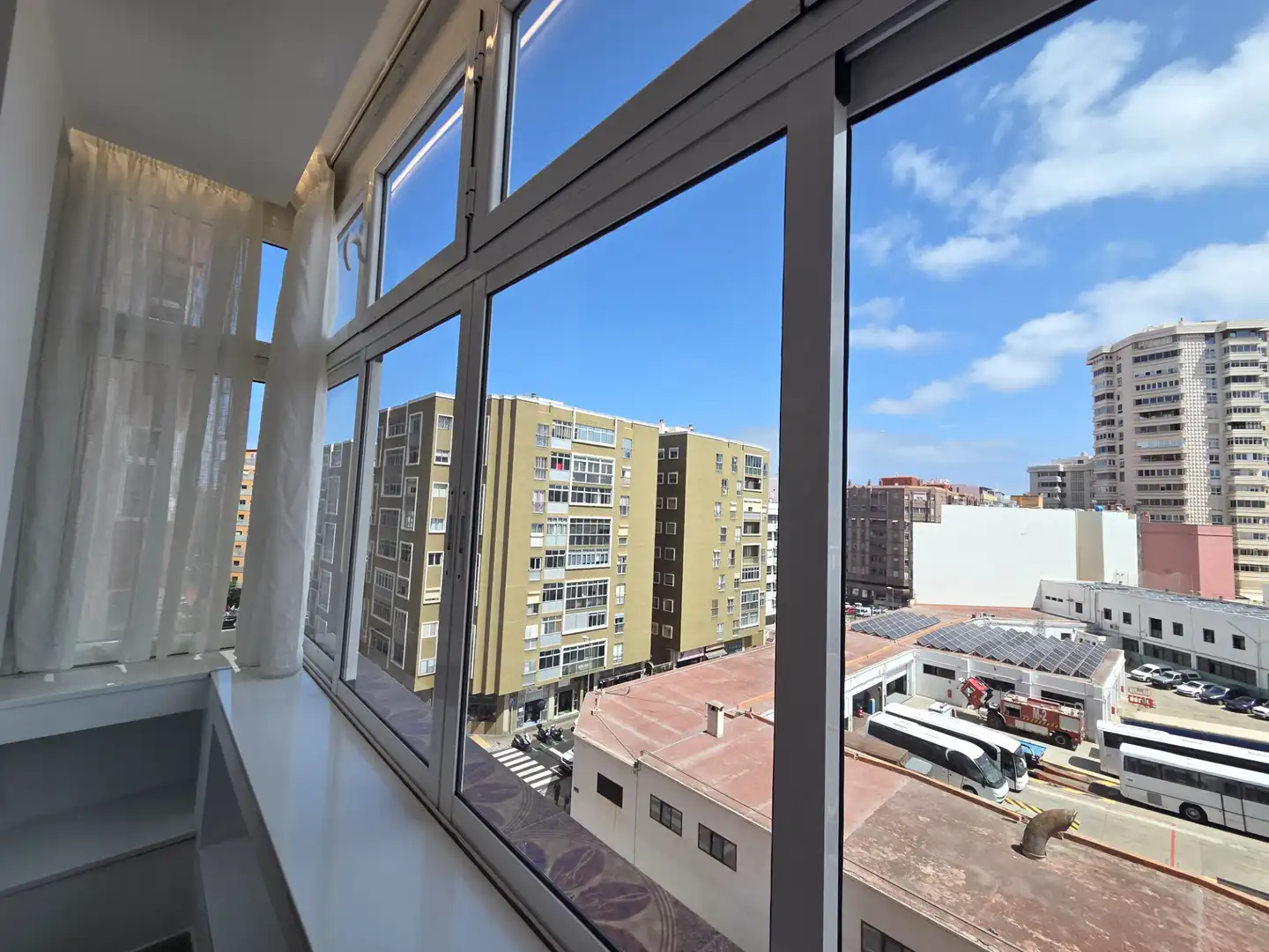 Exterior view of Flat for sale in Las Palmas de Gran Canaria  with Furnished, Oven and Washing machine
