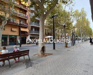 Vista exterior de Residencial en venda en Vilanova i la Geltrú