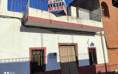 Vista exterior de Casa o xalet en venda en La Vall d'Uixó amb Terrassa i Traster