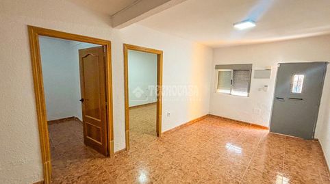 Foto 5 de Casa adosada en venda a Pintores - Ferial, Parla