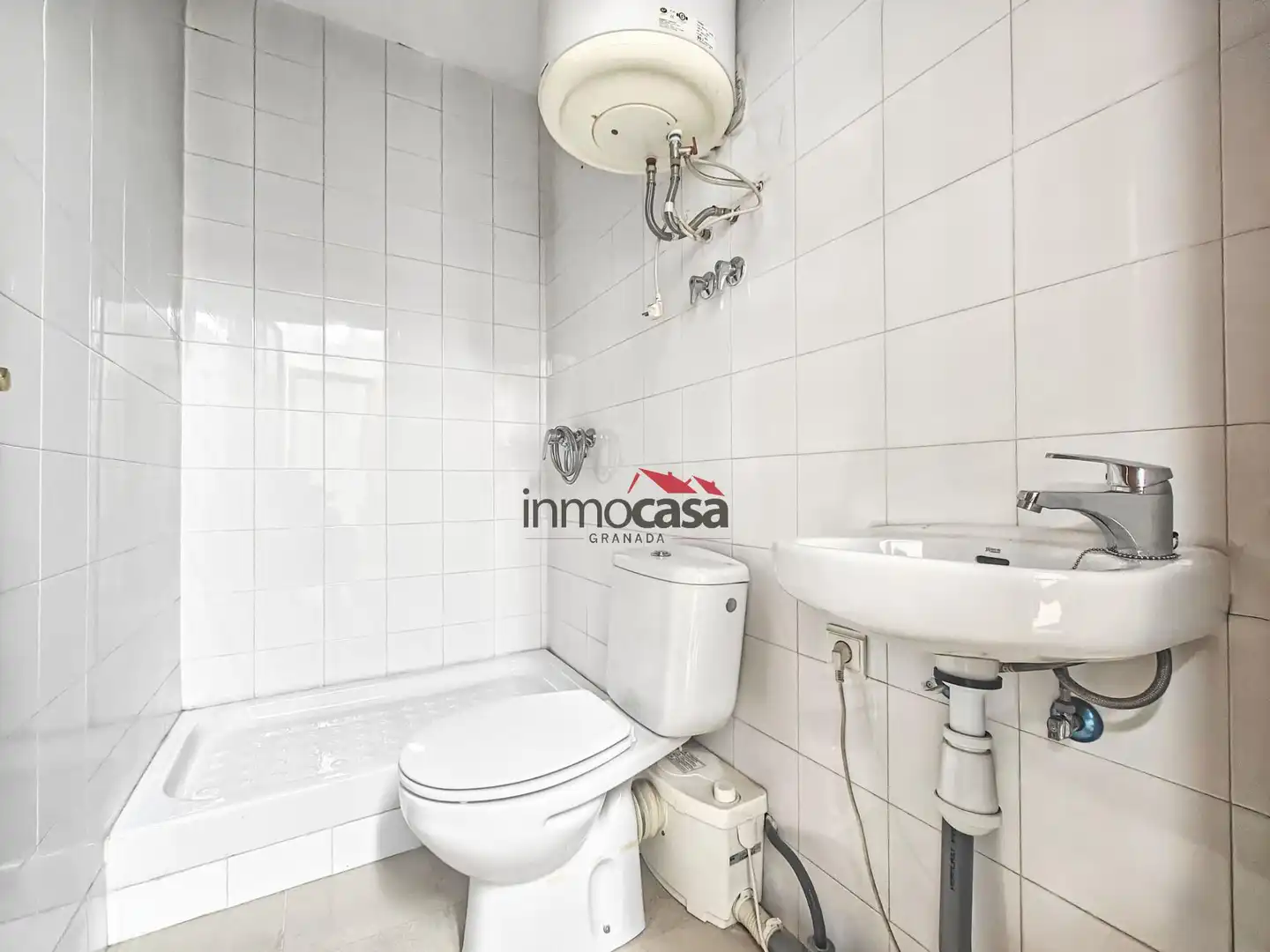Baño de Oficina en venta en Armilla