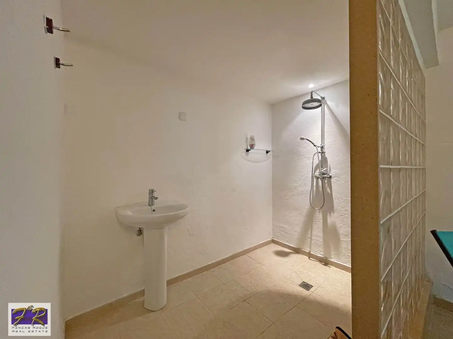 Bathroom of Houses for sale in Alcúdia  with Air Conditioner, Heating and Terrace