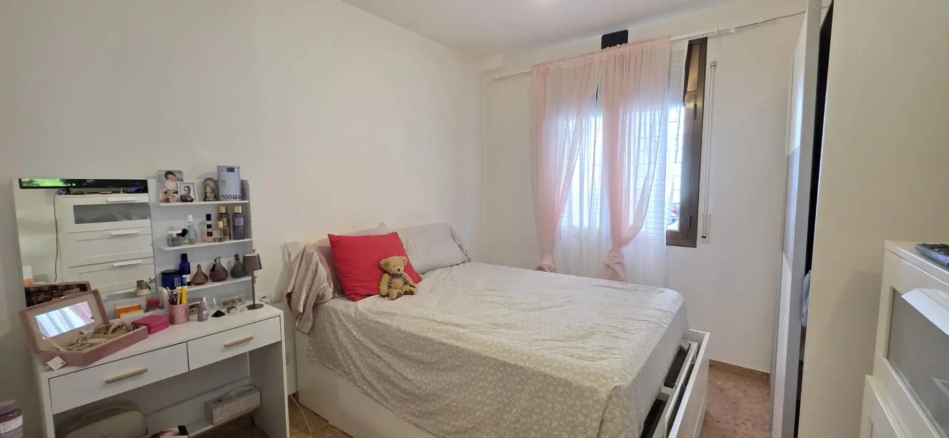 Habitación de Piso en venta en Sabadell con Calefacción