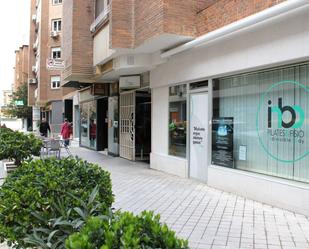 Premises for sale in  Granada Capital  with Air Conditioner