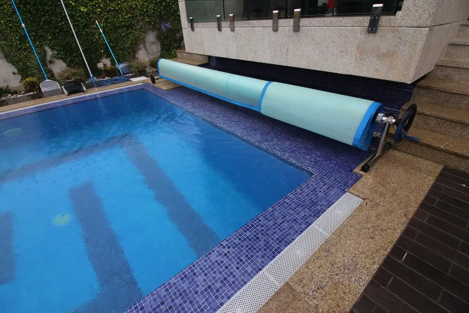 Piscina de Casa o xalet en venda en Sanxenxo amb Calefacció, Jardí privat i Parquet