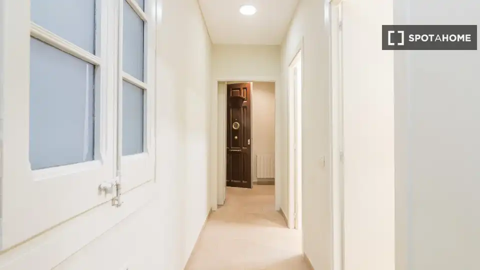 Flat with terrace to rent in Eixample, imagen 9