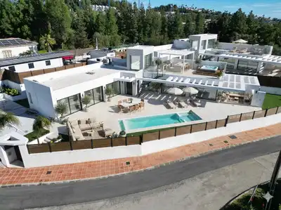 Villa avec piscine à vendre à El Faro de Calaburra - Chaparral