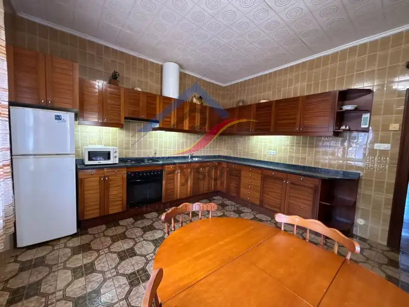 Cuina de Casa o xalet en venda en Piélagos amb Calefacció, Jardí privat i Parquet