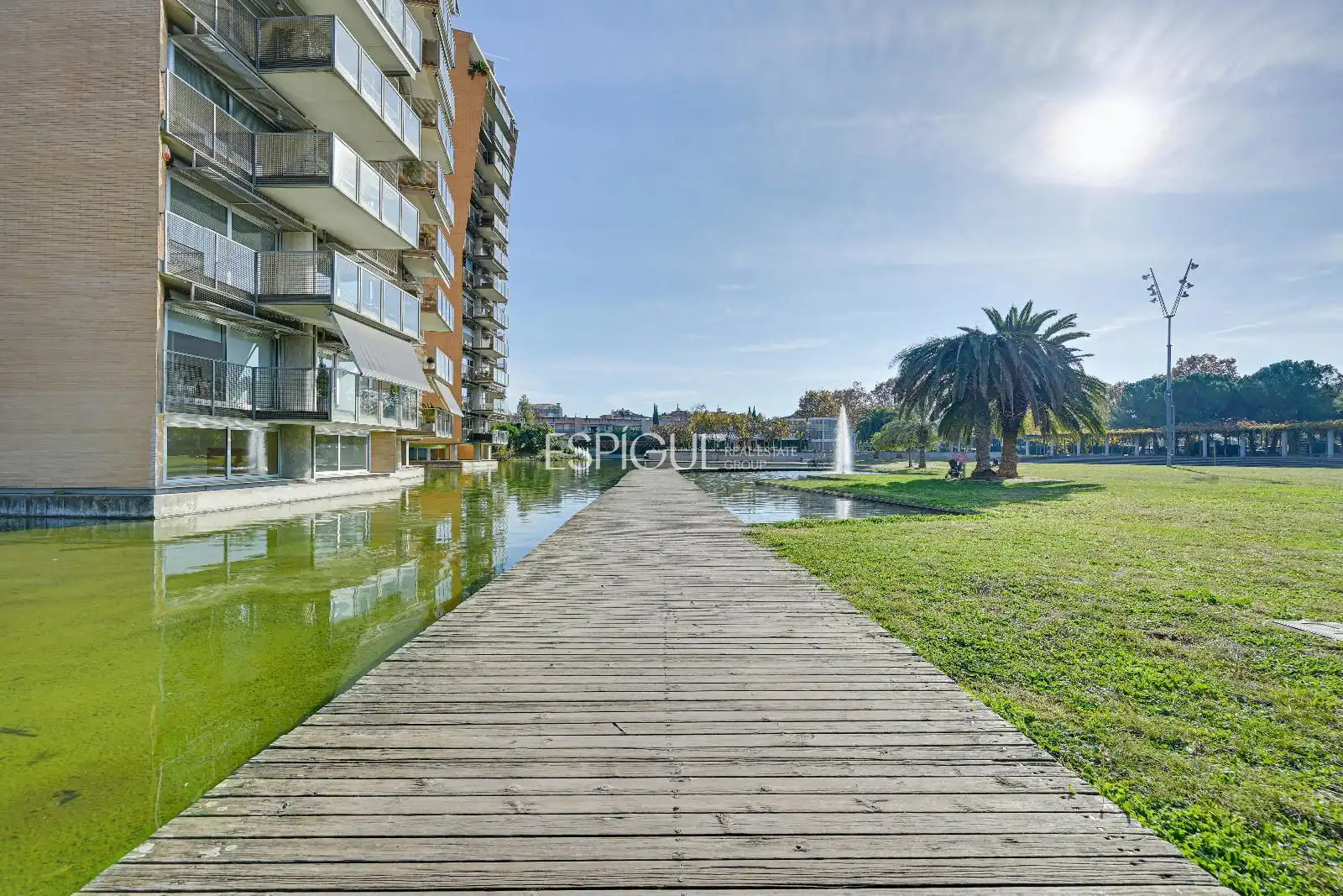 Exterior view of Attic for sale in Girona  with Air Conditioner, Heating and Terrace