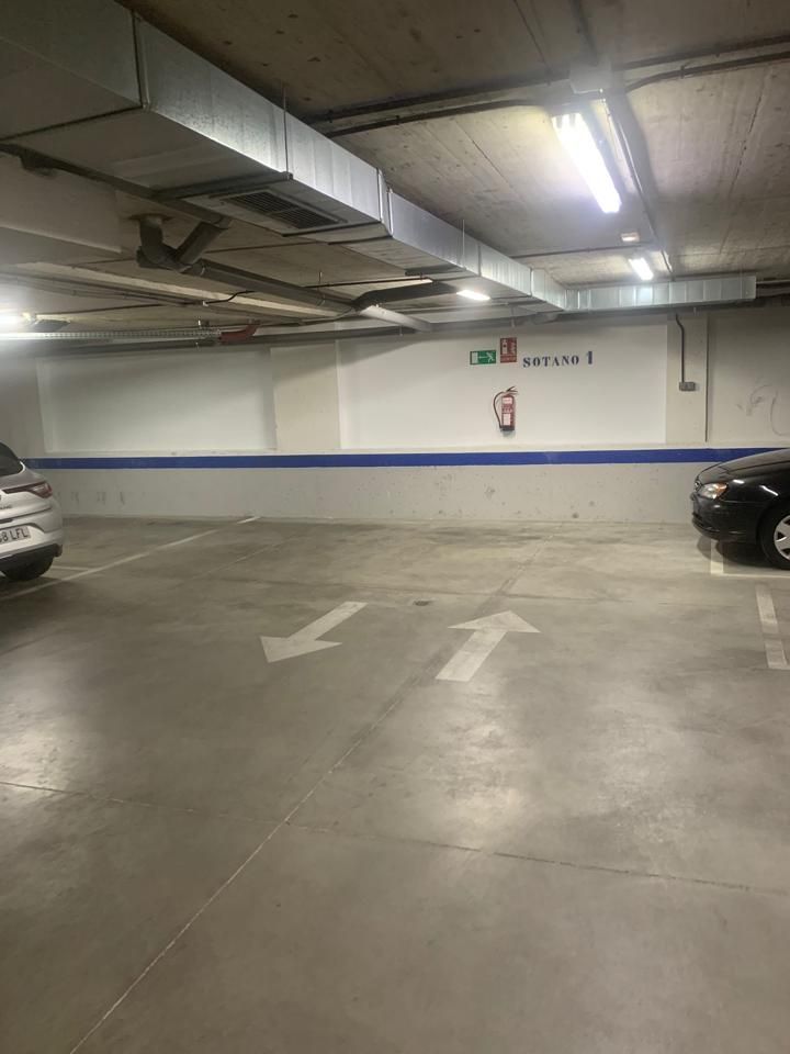 Aparcament de Garatge en venda en  Madrid Capital