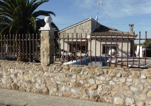Außenansicht von Wohnung zum verkauf in El Viso de San Juan