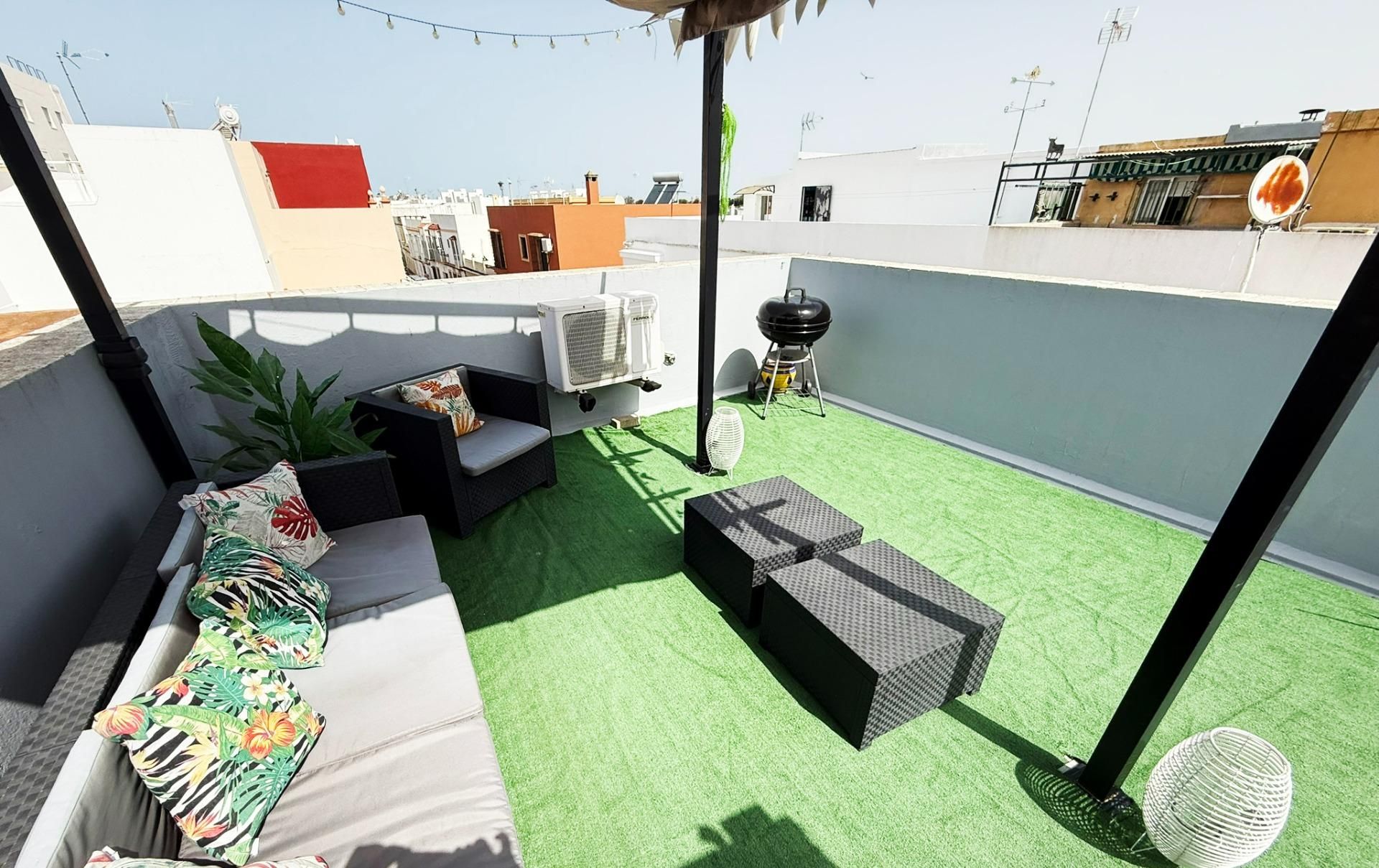 Terrassa de Casa o xalet en venda en Puerto Real amb Calefacció, Terrassa i Traster