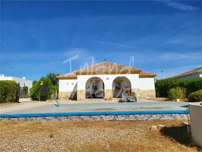 Maison avec piscine à vendre à Marchena, imagen 4