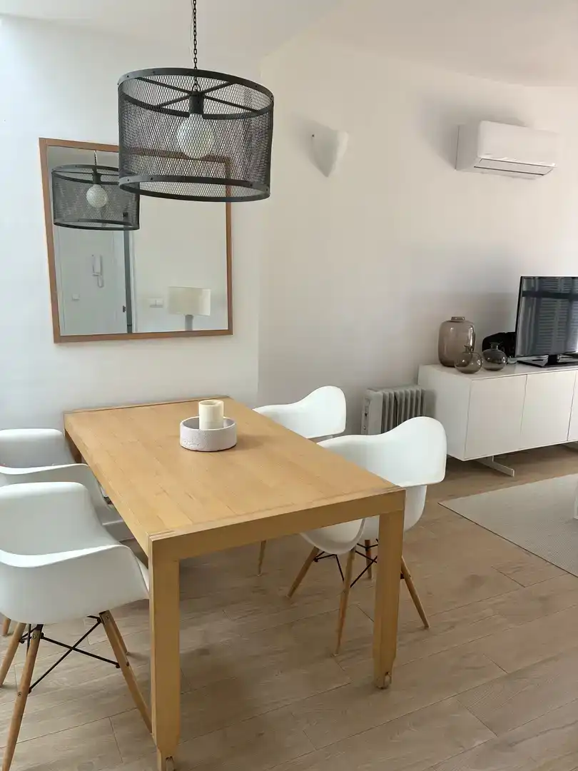 Comedor de Dúplex de alquiler en Rota con Aire acondicionado, Jardín privado y Piscina