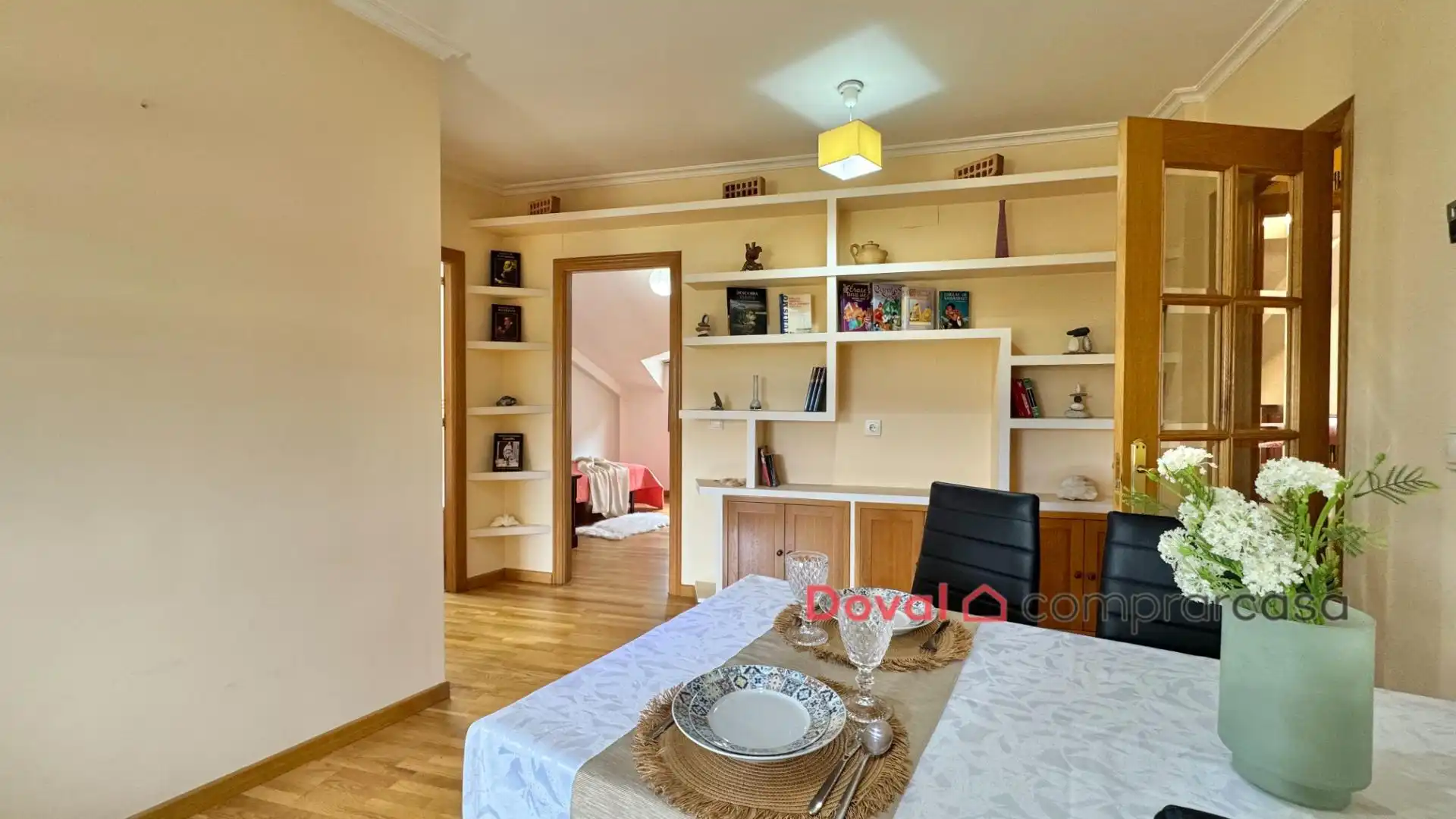 Esszimmer von Wohnung zum Verkauf in Tui mit Heizung, Abstellraum und Möbliert