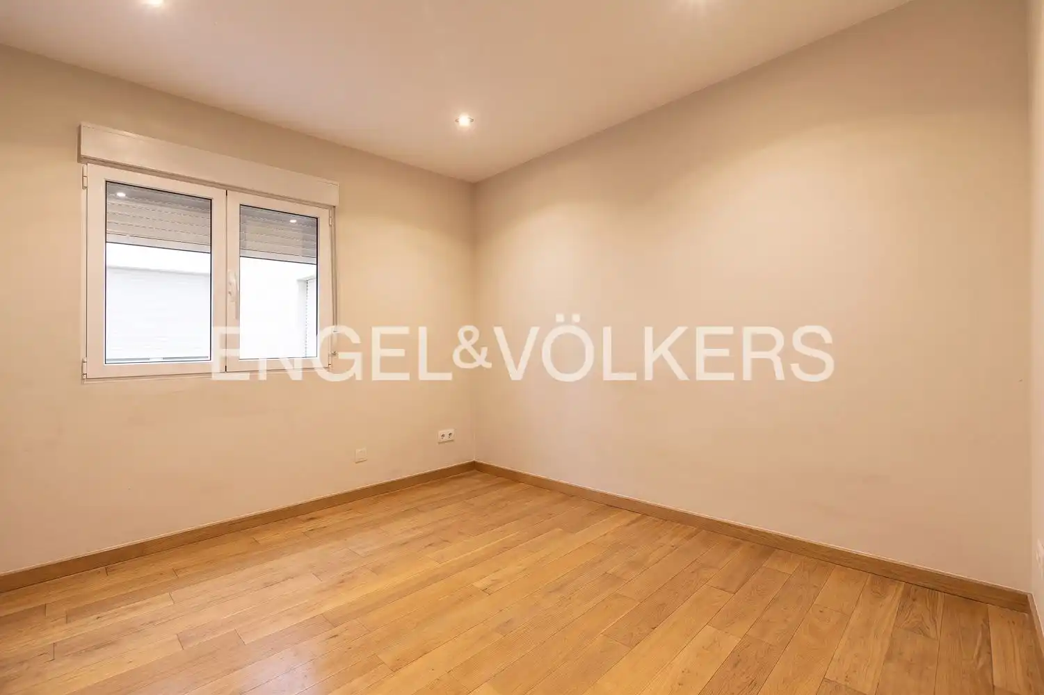Piso en venta en Valencia con Aire acondicionado, Calefacción y Amueblado