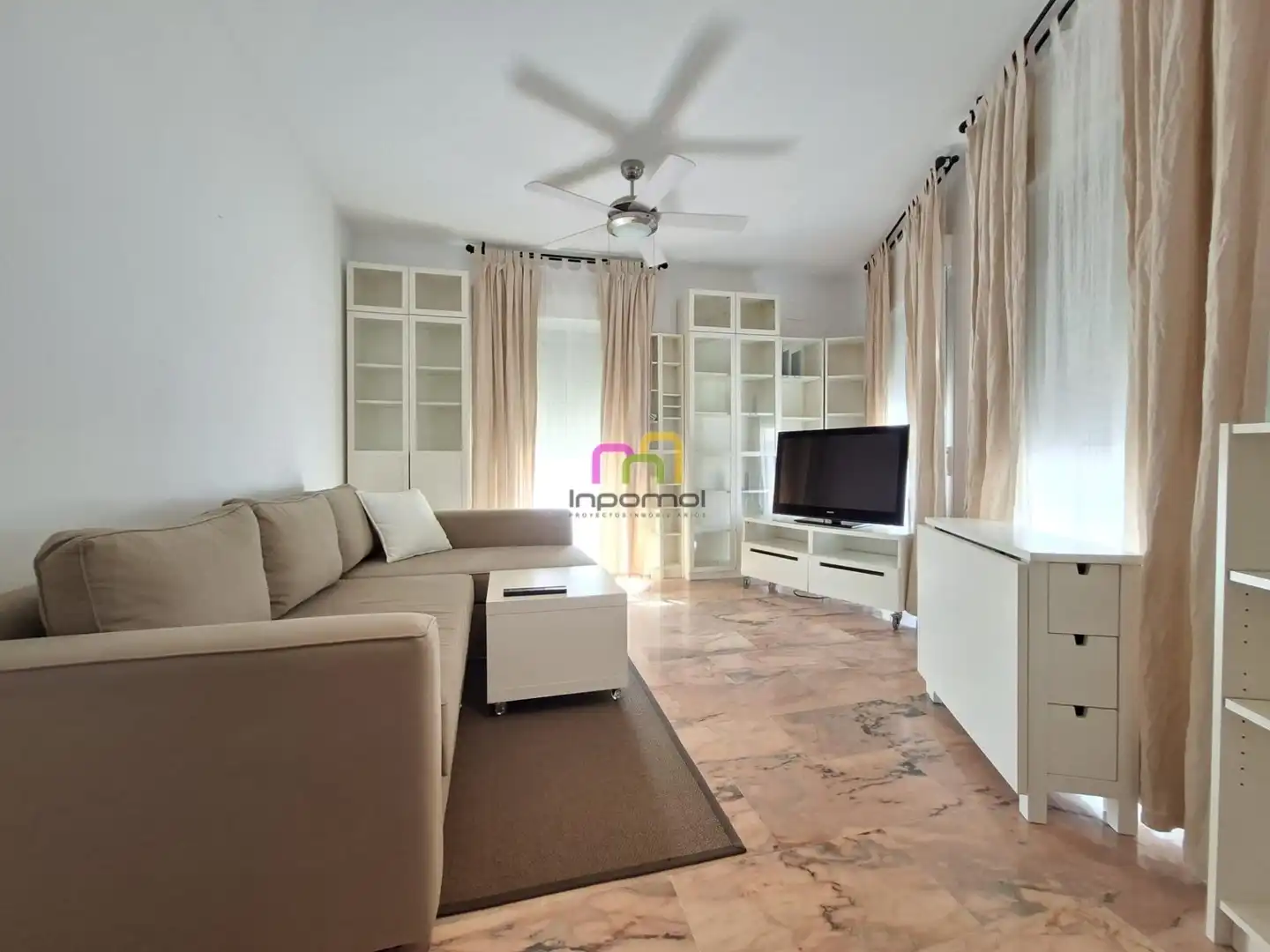 Sala d'estar de Apartament de lloguer en Badajoz amb Moblat