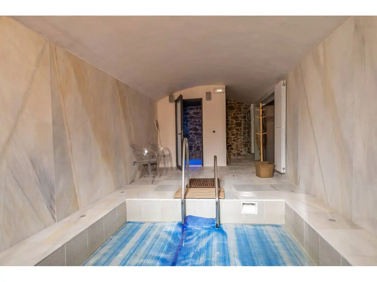 Piscina de Casa o xalet en venda en Chulilla amb Aire condicionat, Calefacció i Jardí privat