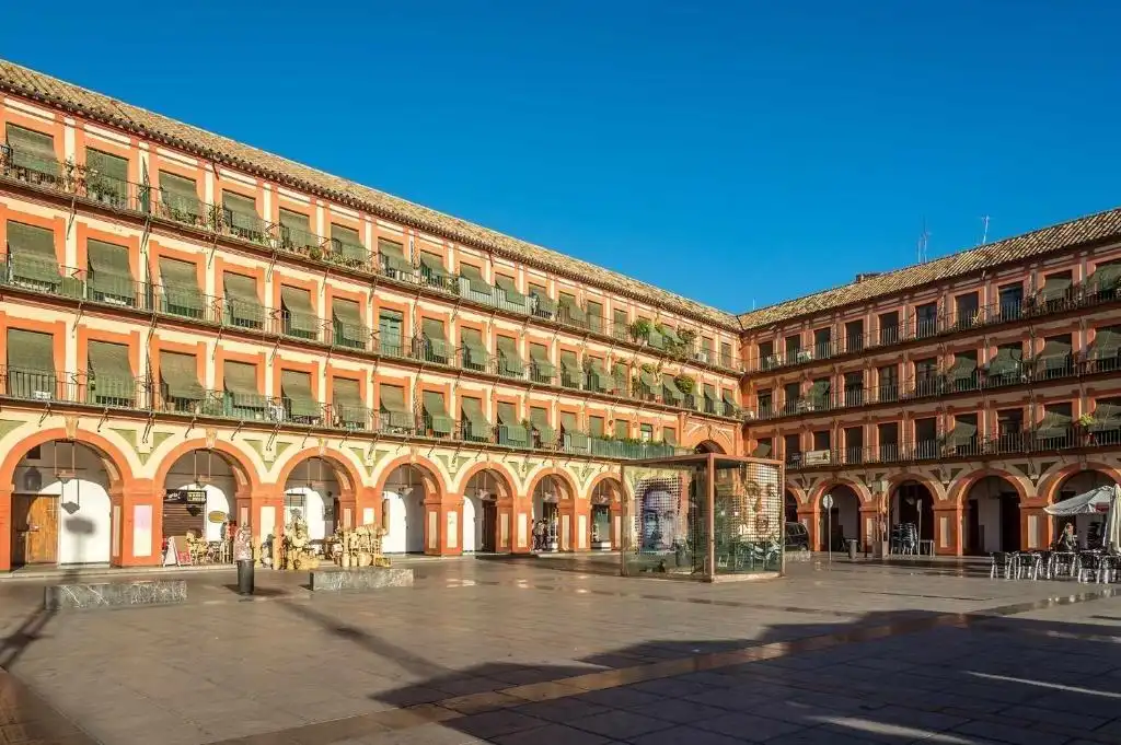 Vista exterior de Apartamento de alquiler en Córdoba con Aire acondicionado, Calefacción y Amueblado