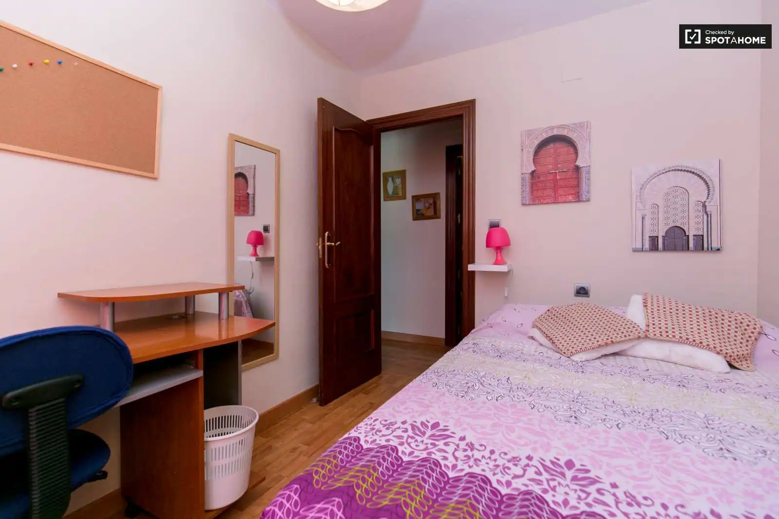 Room in Parque Nueva Granada