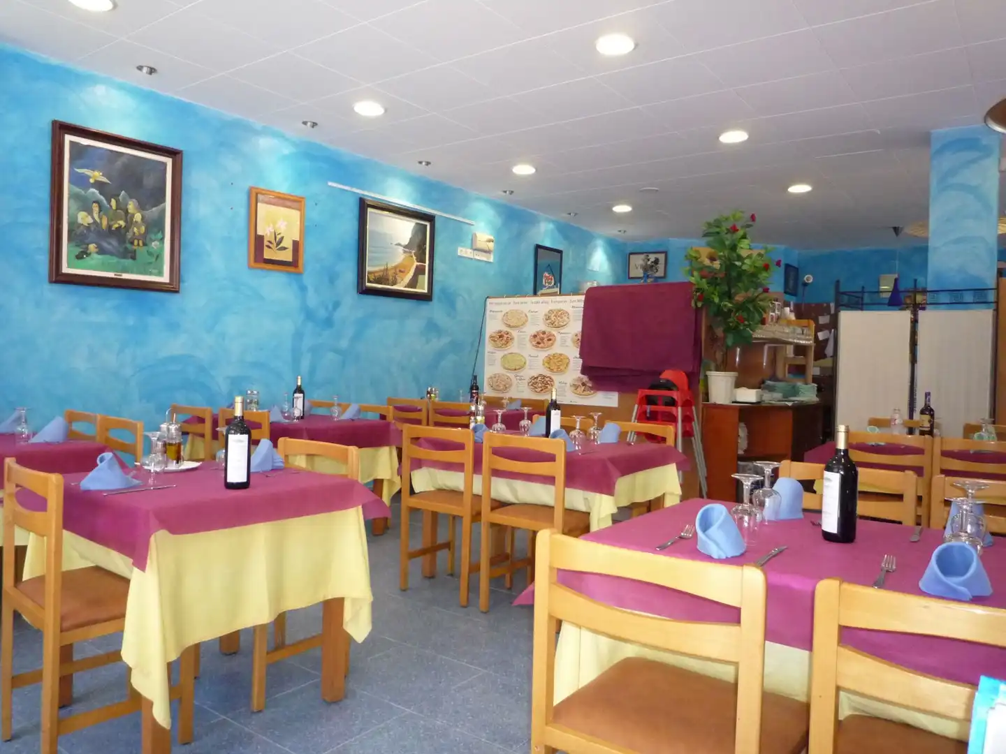 Geschaftsraum zum Verkauf in Tossa de Mar mit Klimaanlage, Terrasse und Möbliert
