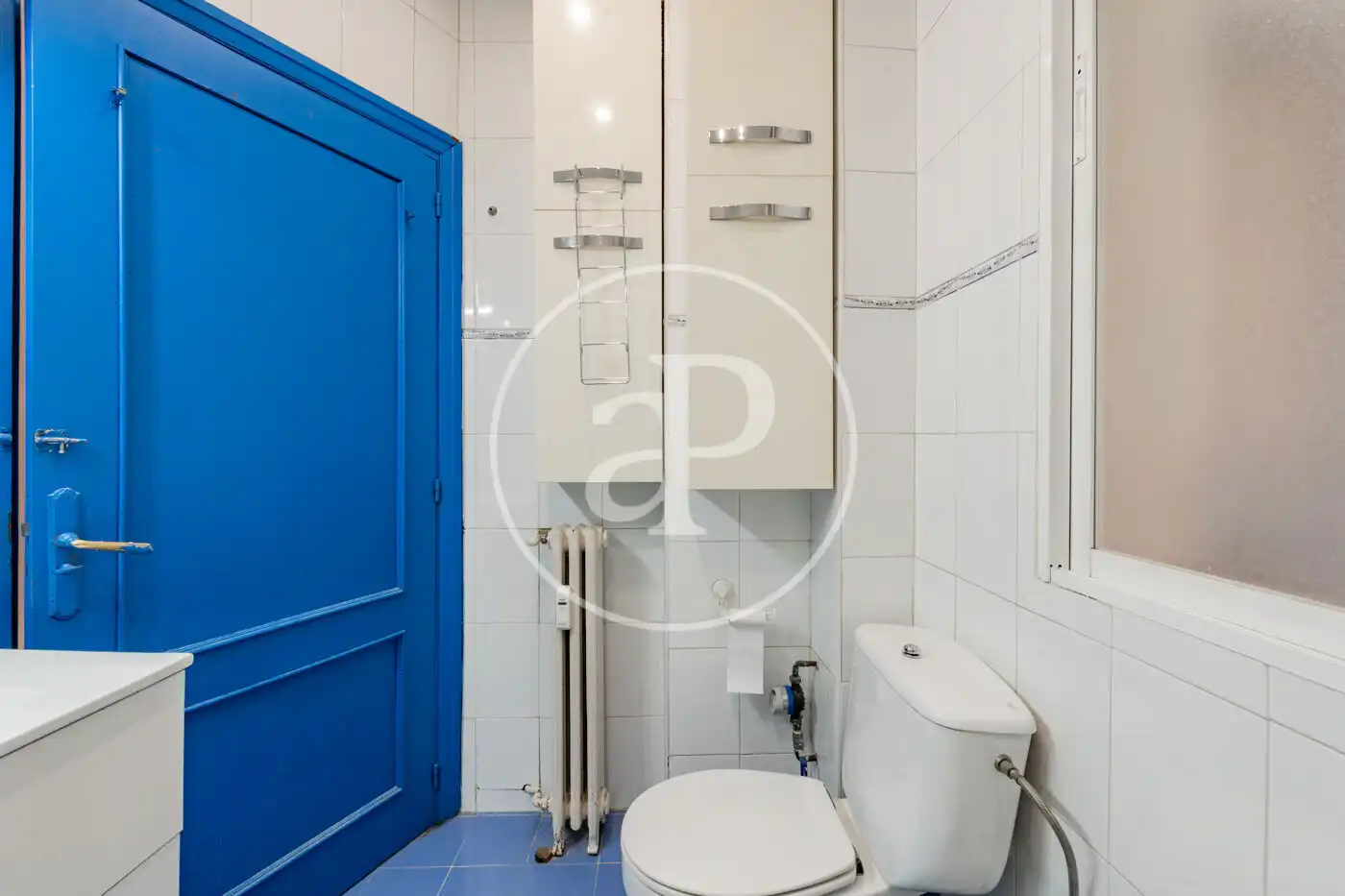 Baño de Piso en venta en Madrid con Calefacción y Amueblado