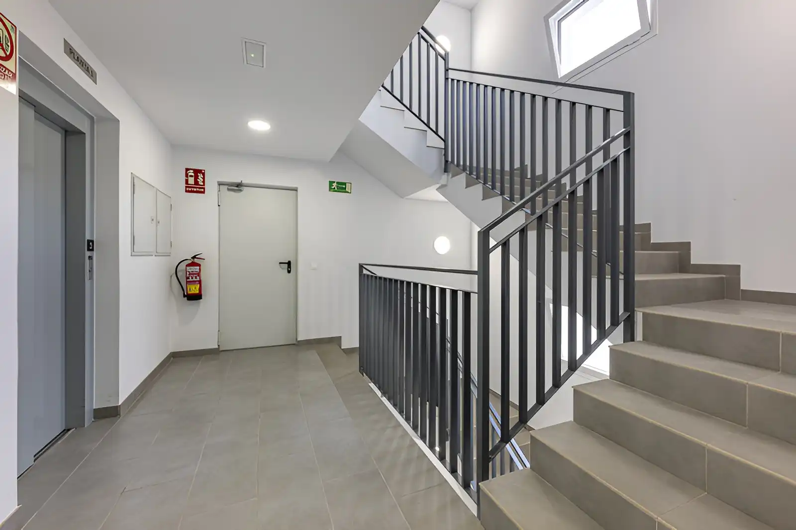 Apartament amb piscina en venda a Estepona Pueblo, imagen 22