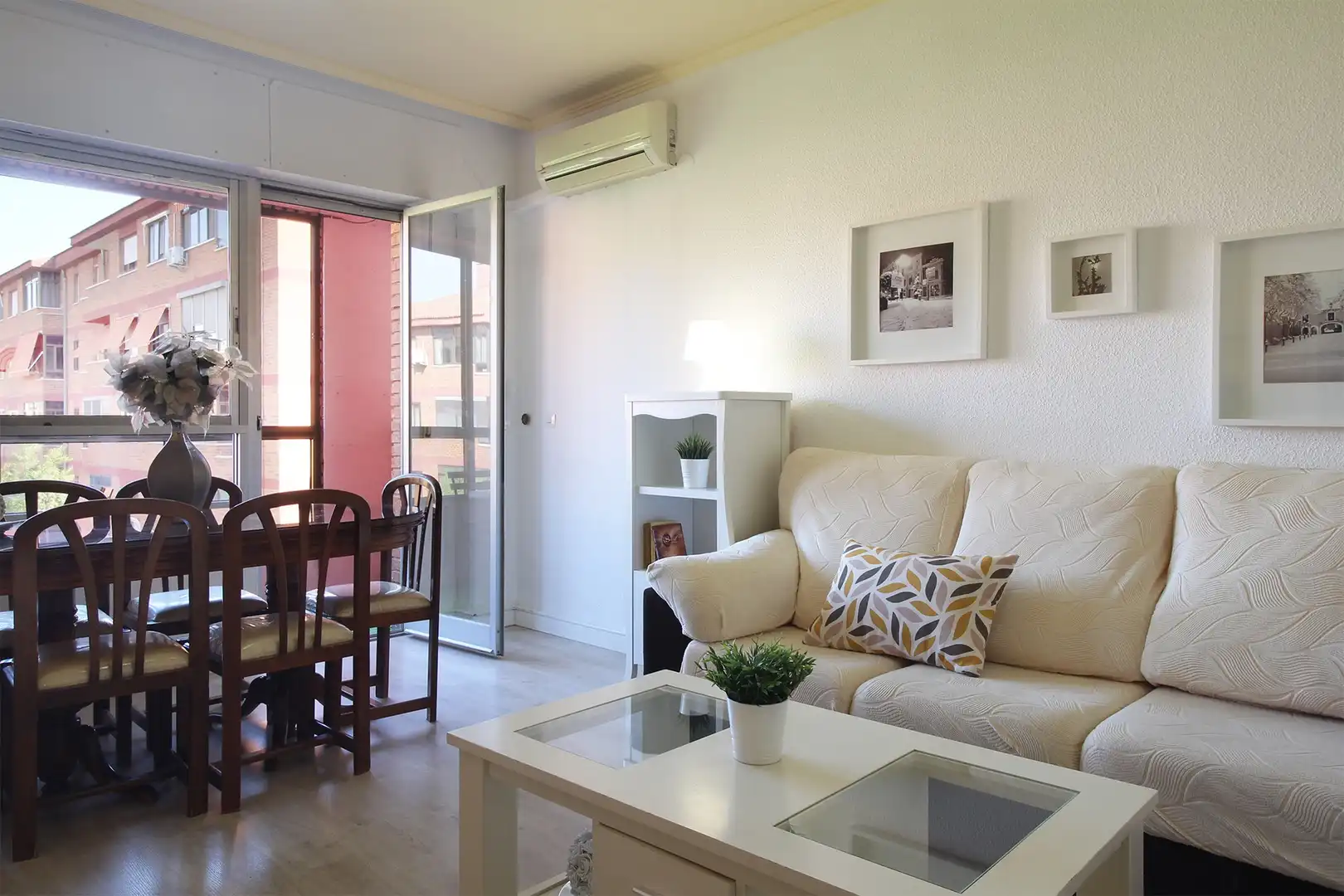 Living room of Flat for sale in Albacete  with Air Conditioner, Heating and Furnished