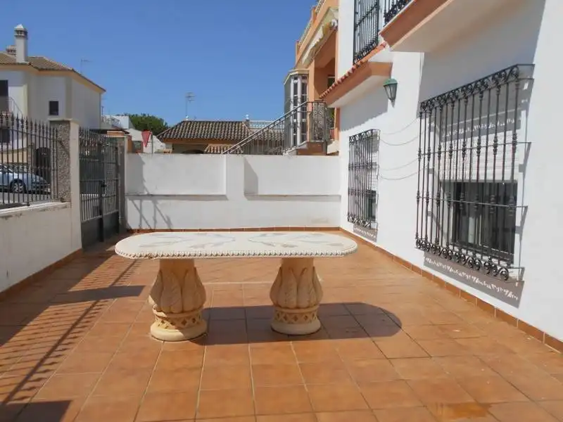 Ground floor for sale in Monteolivete - Camino Sevilla, imagen 2