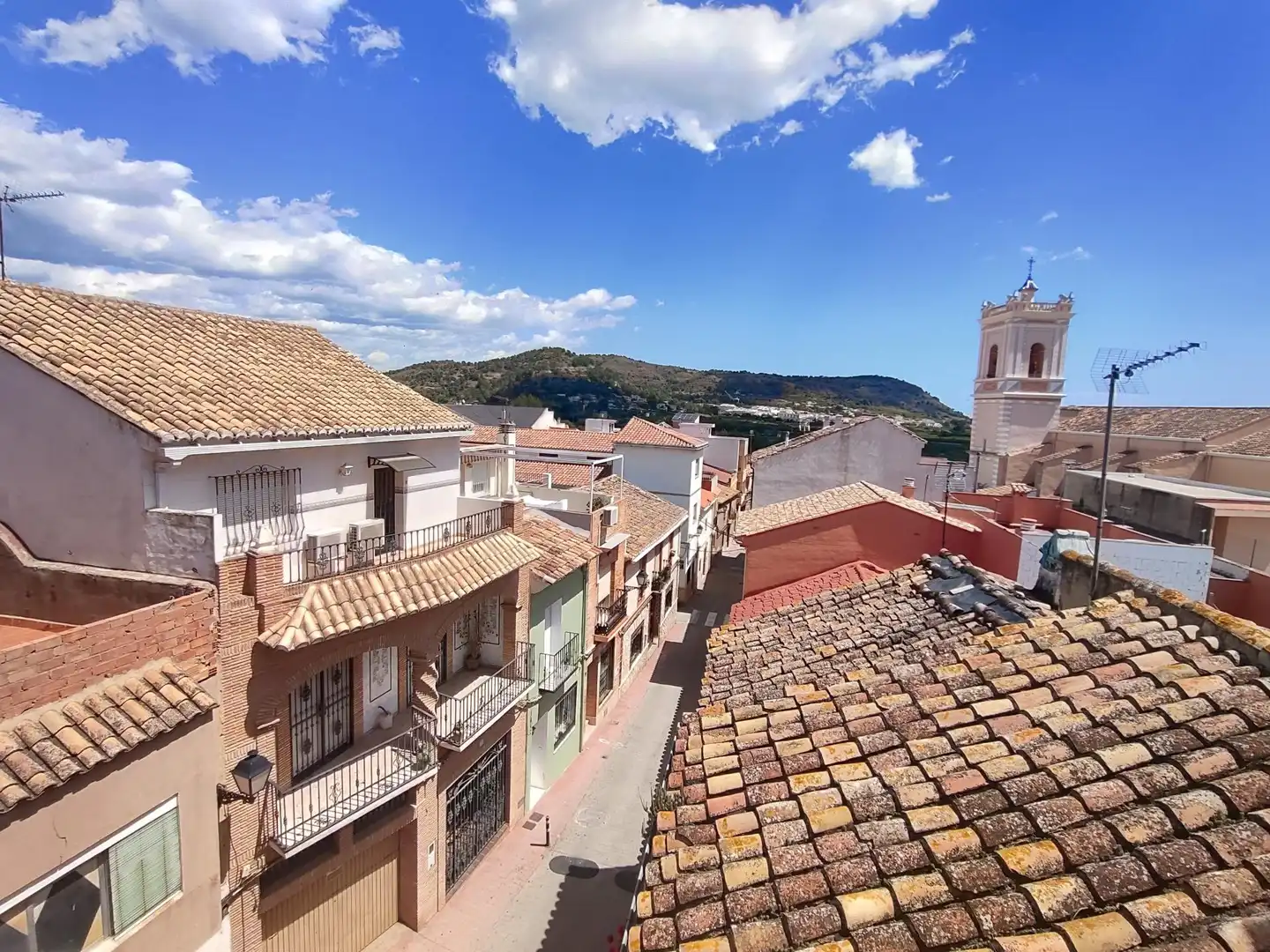 Vista exterior de Casa adosada en venta en Gilet con Terraza y Balcón