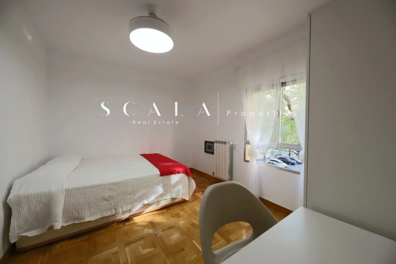 Bedroom of Flat for rent in Madrid  with Air Conditioner, Heating and Terrace
