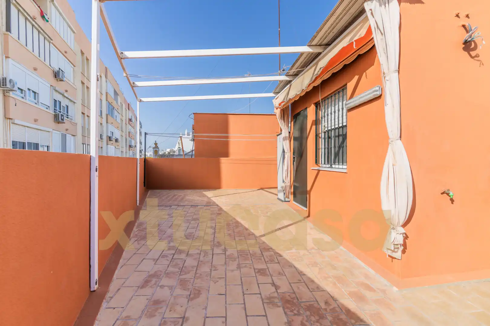 Terrace of Detached homes for sale in San Fernando  with Air Conditioner, Terrace and Oven