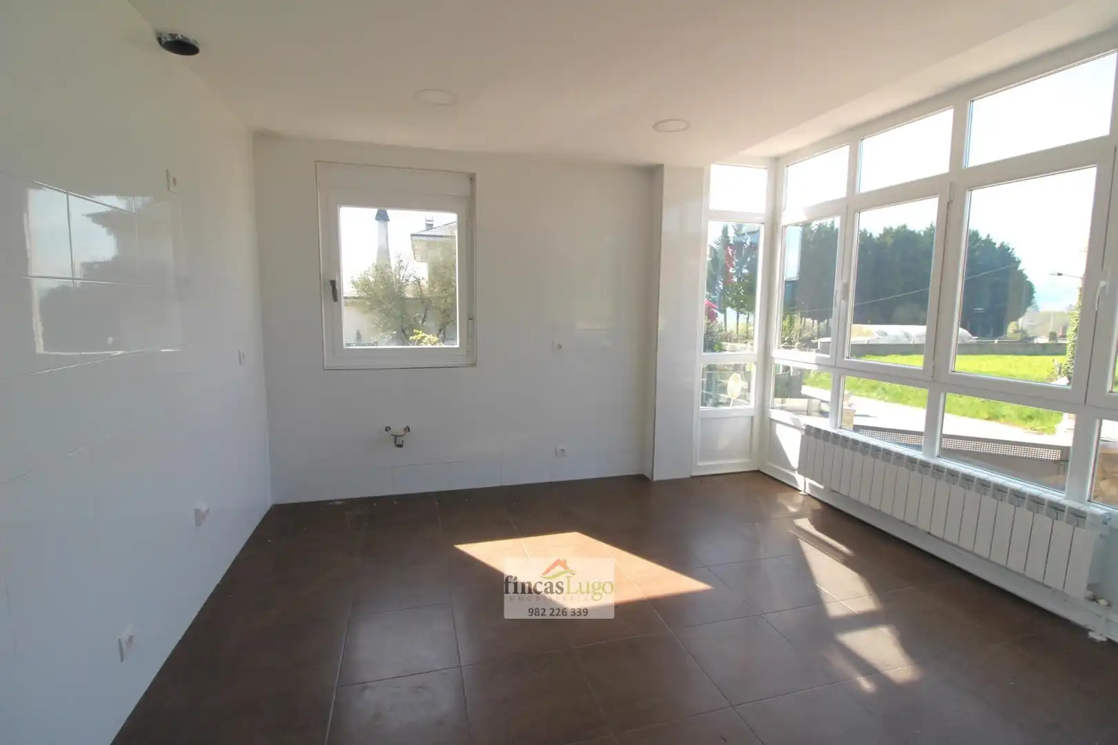 Habitación de Casa o chalet en venta en Lugo con Calefacción, Jardín privado y Terraza