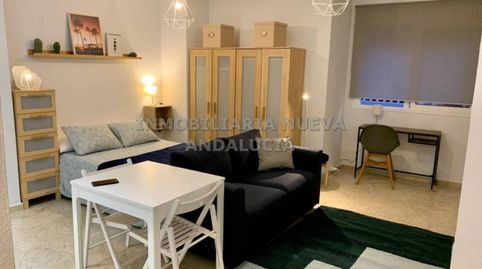Foto 2 de Estudio de alquiler en Ciudad Jardín - Tagarete - El Zapillo, Almería Capital