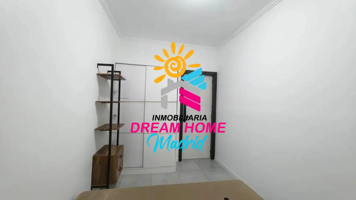 Habitación de Piso en venta en Madrid con Aire acondicionado, Terraza y Amueblado