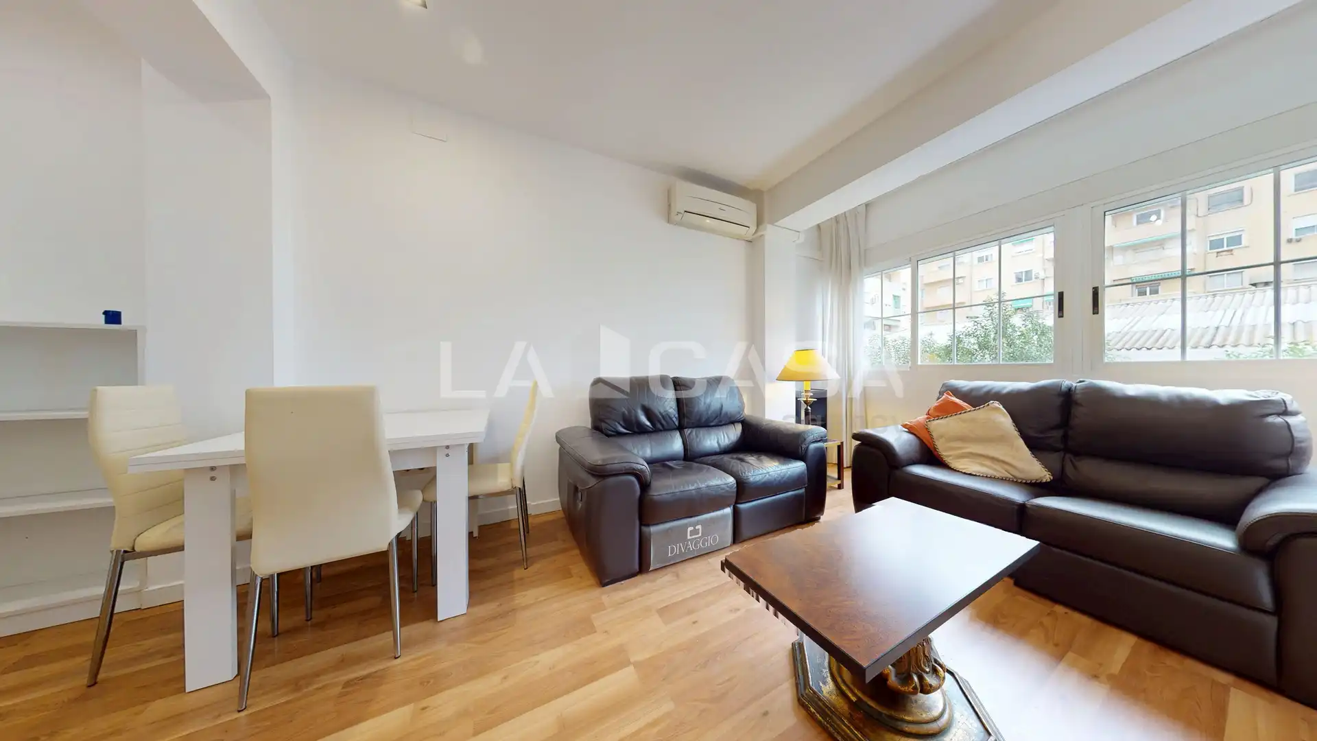 Living room of Flat for sale in  Valencia Capital
