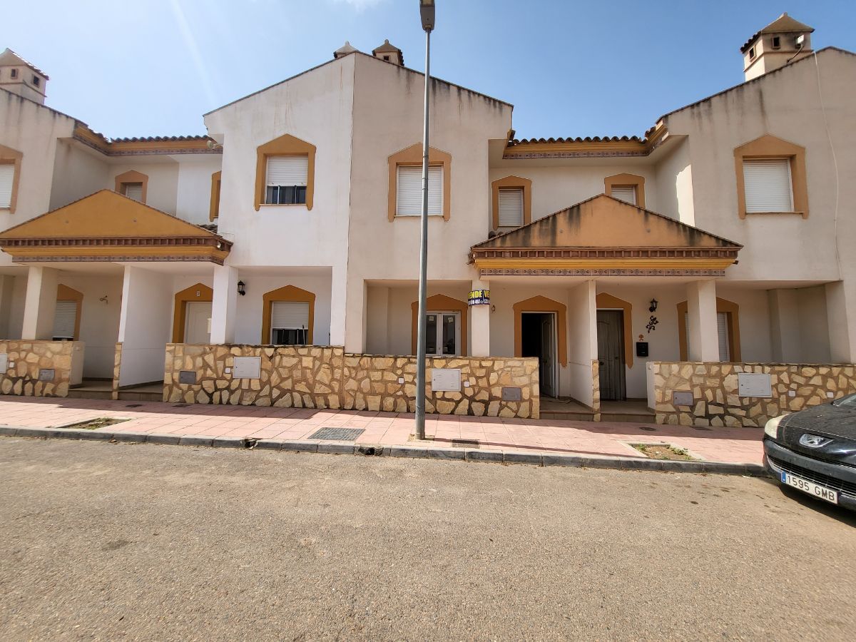 Vista exterior de Casa o xalet en venda en Lubrín amb Terrassa