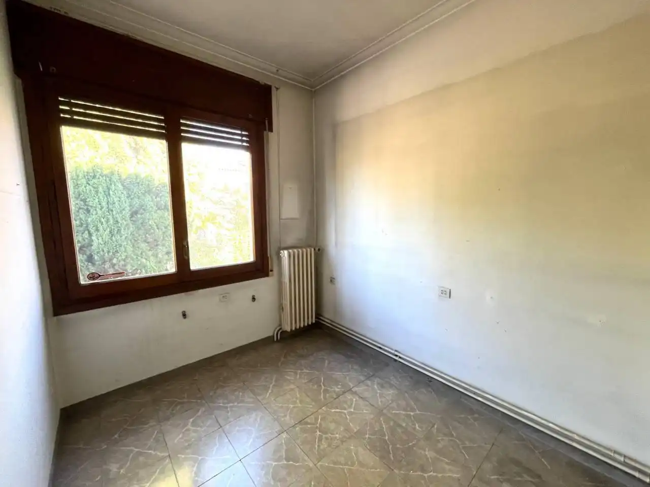 Dormitori de Casa o xalet en venda en Girona amb Calefacció, Jardí privat i Terrassa