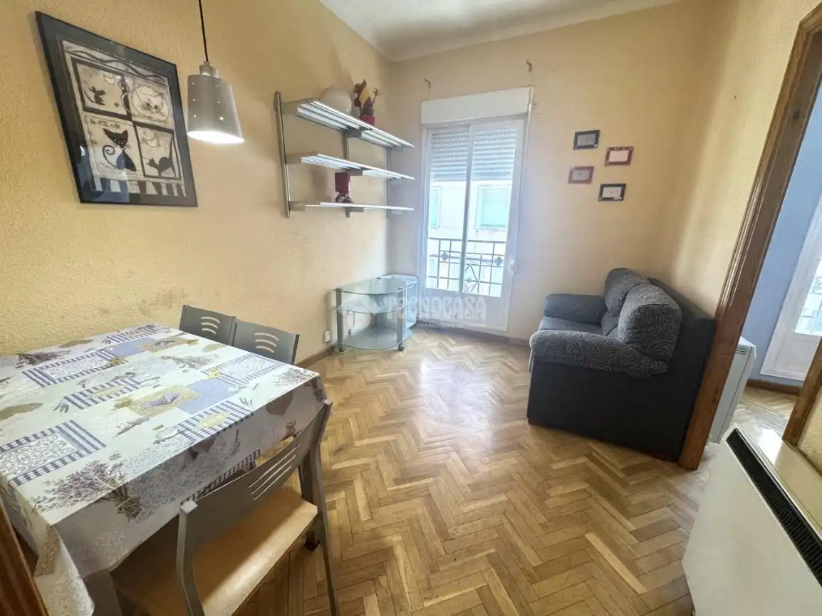 Sala de estar de Piso en venta en Madrid