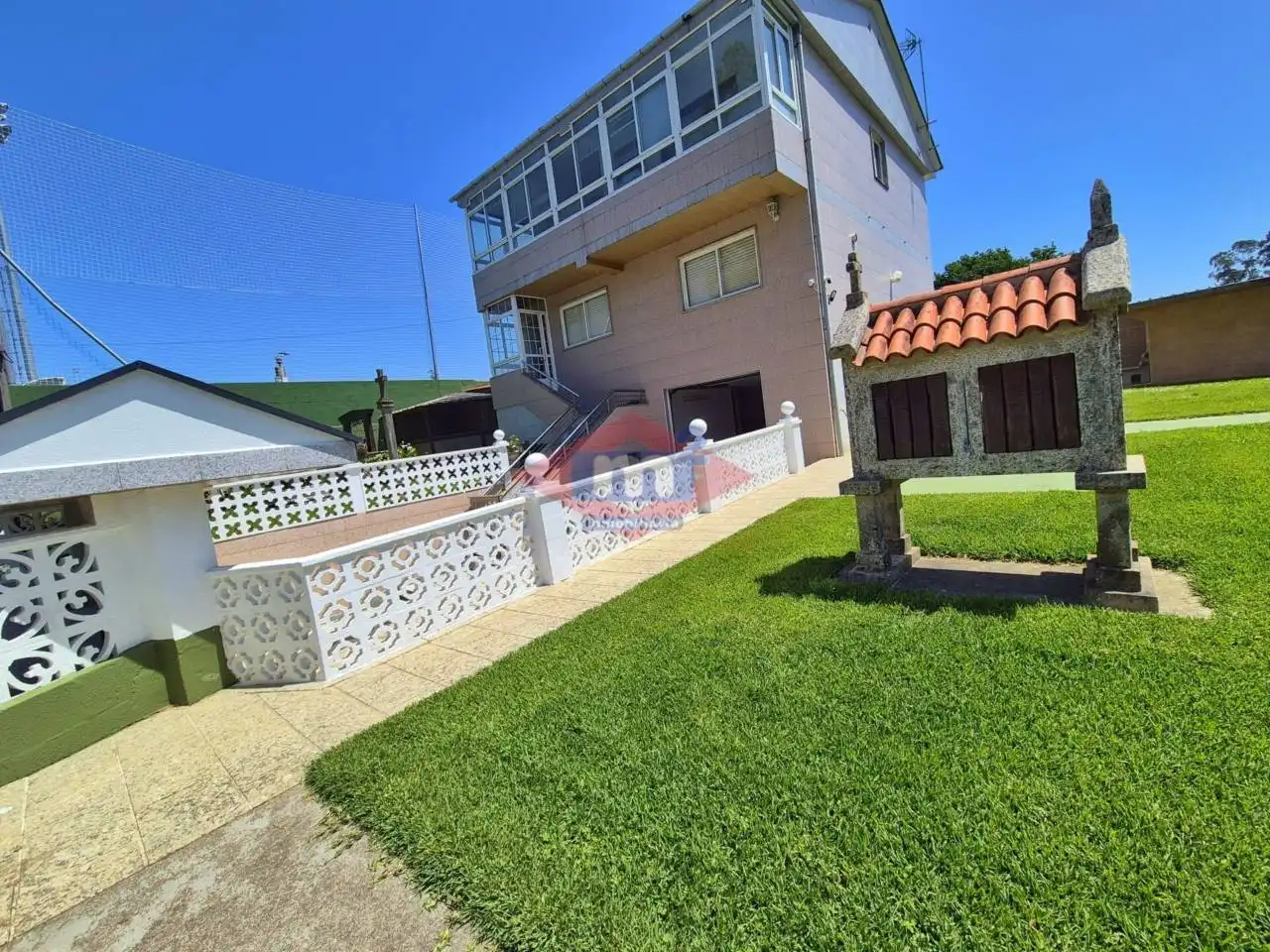 Vista exterior de Casa o chalet en venta en Vigo  con Calefacción y Jardín privado