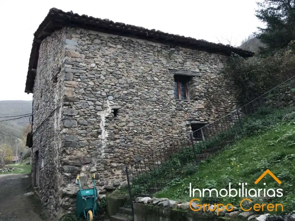 Edifici en venda a Ezcaray