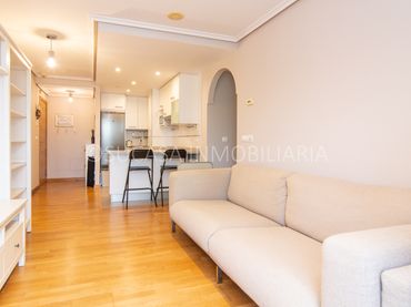Appartement avec ascenseur à vendre à Rúa Revolución Francesa