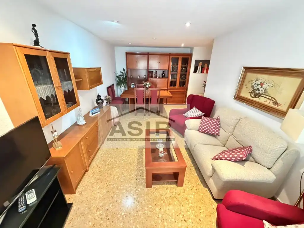 Sala d'estar de Pis en venda en Alzira amb Balcó