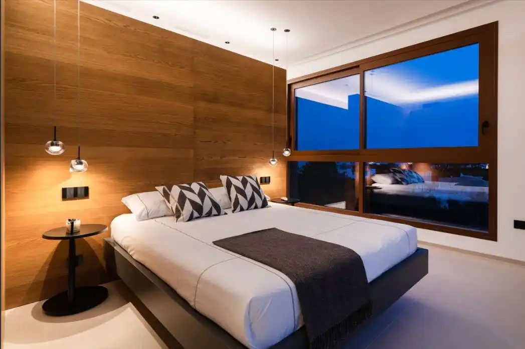 Chalet con terraza en venta en Urbanizaciones, imagen 4