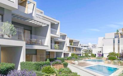 Vista exterior de Apartament en venda en Marbella amb Aire condicionat, Jardí privat i Terrassa