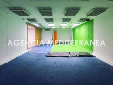 Business premises for sale in Calle MATHEU Y SANZ