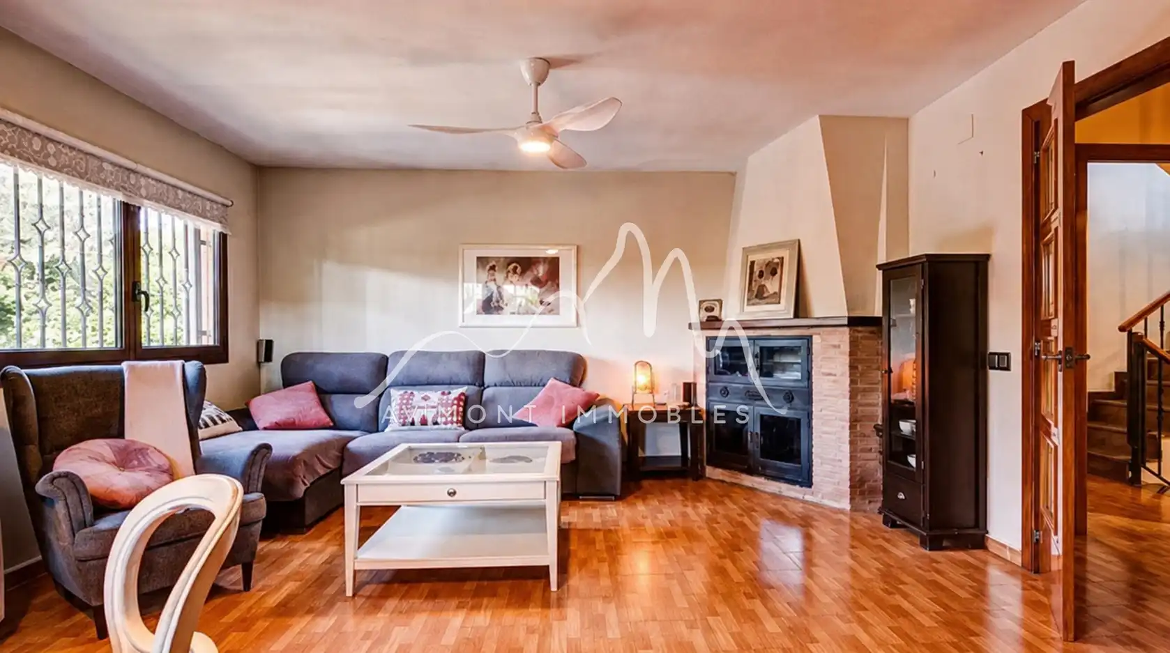Sala de estar de Casa o chalet en venta en Collbató con Aire acondicionado, Calefacción y Jardín privado